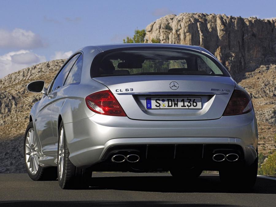  Mercedes-Benz CL63 AMG 2007 года  (фото 24 из 28)